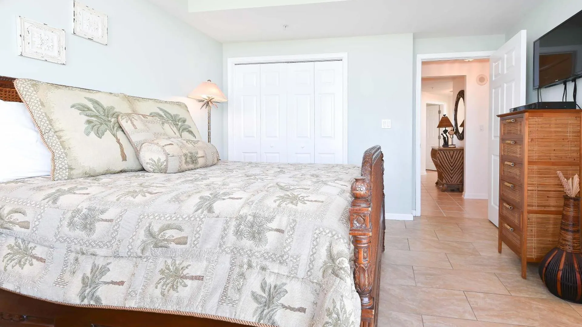 Silver Beach Towers E1006 Destin